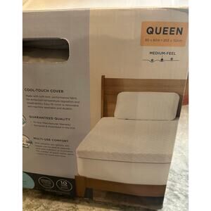 Cooling mattress topper